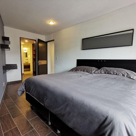 Centric Alure Apartments Мехико Экстерьер фото